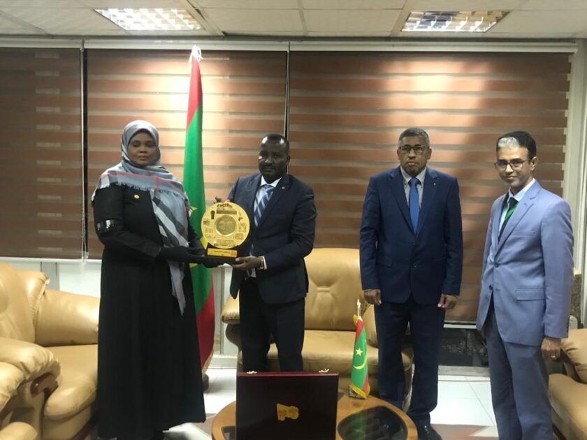وزير الثقافة الموريتاني يلتقي وزيرة الثقافة الليبية