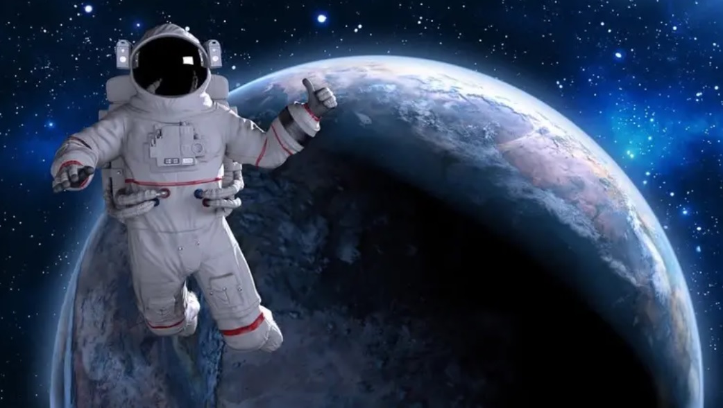 أغرب ما يعيشه رواد الفضاء: يرتدون حفاضات ولا يستحمون..