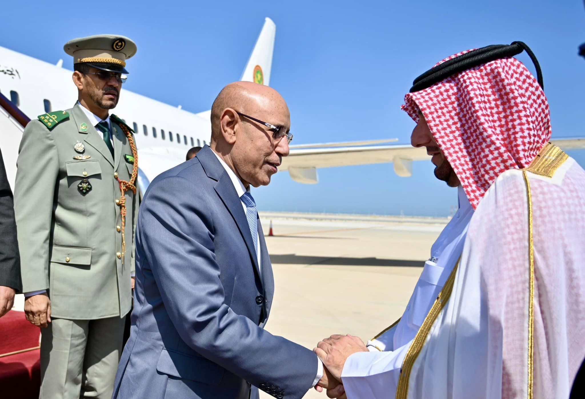 الرئيس ولد الغزواني يصل الدوحة للمشاركة في القمة الخامسة للأمم (...)