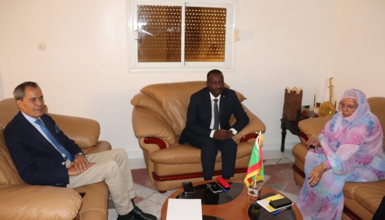 وزير الثقافة الموريتاني يبحث إعادة ترميم وتجديد دار (...)