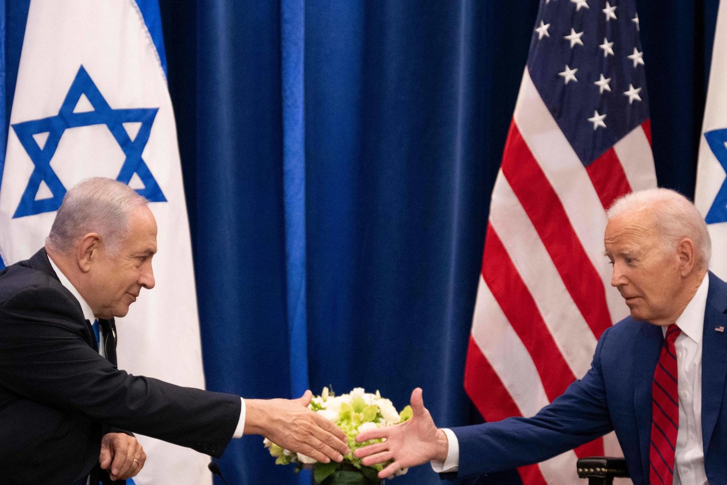 مسؤولون أمريكيون يكشفون ملامح خطة أميركية لمستقبل غزة (…)