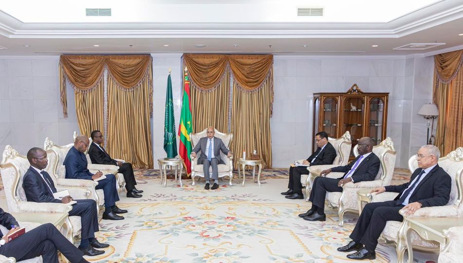 الرئيس غزواني يلتقي وزير الخارجية والتعاون الدولي (…)