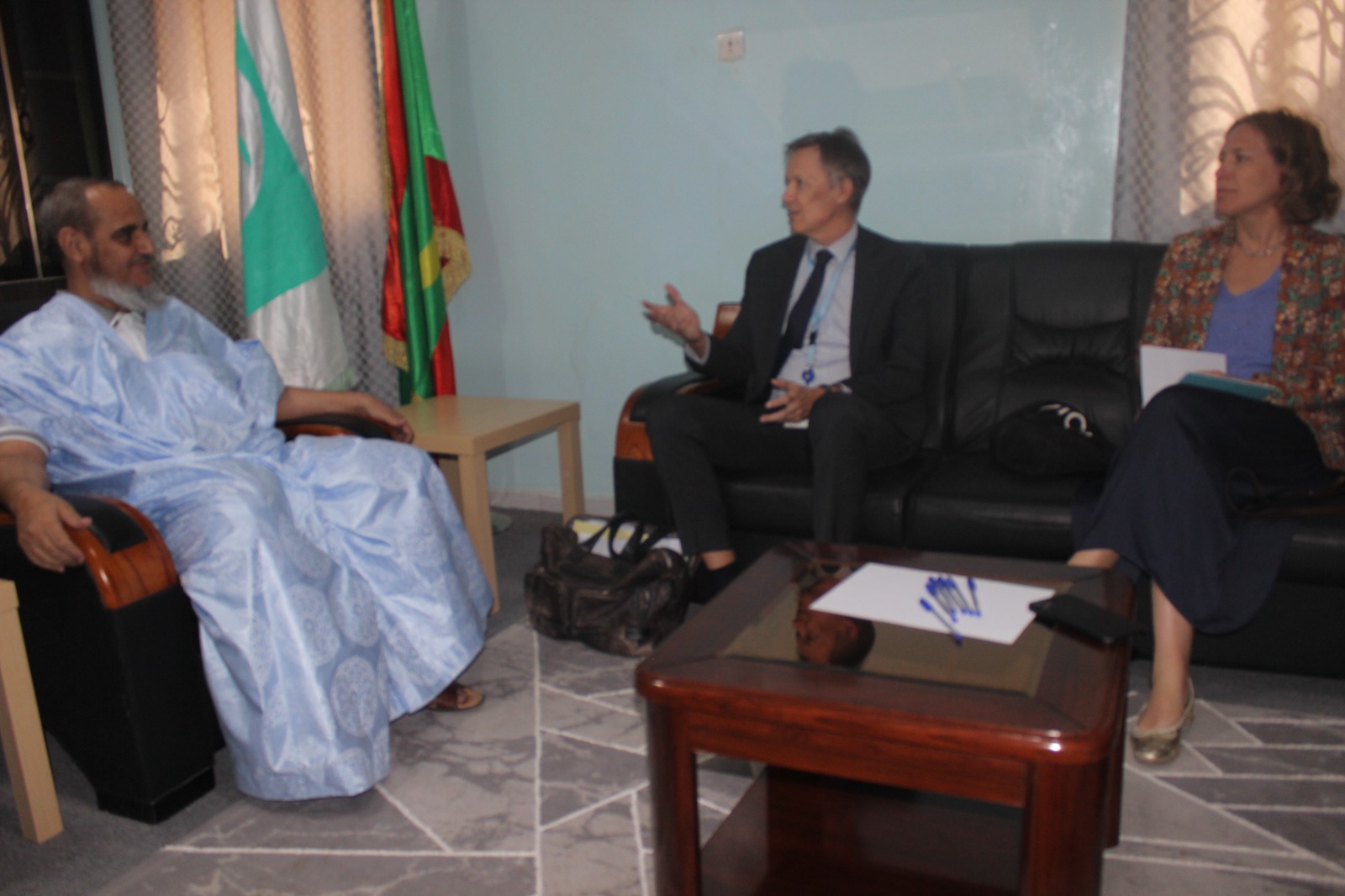 رئيس حزب تواصل يعرب لسفير الاتحاد الأوروبي في موريتانيا (…)