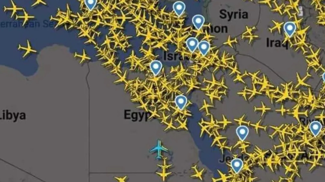 بالصور: شاهد حركة الطيران تغطي سماء مصر مع انطلاق قمة المناخ (...)