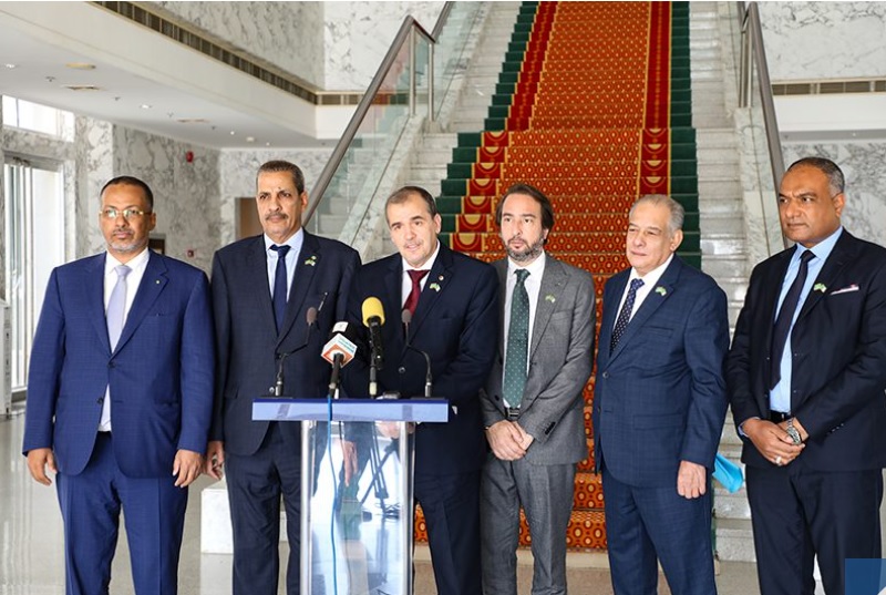 وزير التجارة الجزائرية: الجزائر مستعدة لإقامة علاقات تجارية (...)