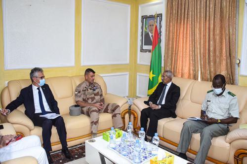 وسط التوترات مع مالي.. قائد «برخان» يبحث في موريتانيا تعزيز (...)