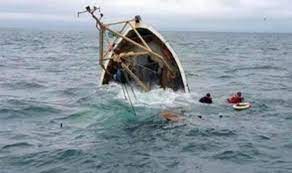 إنقاذ 20 بحارا بعد غرق سفينة صيد في البحر قرب موريتانيا