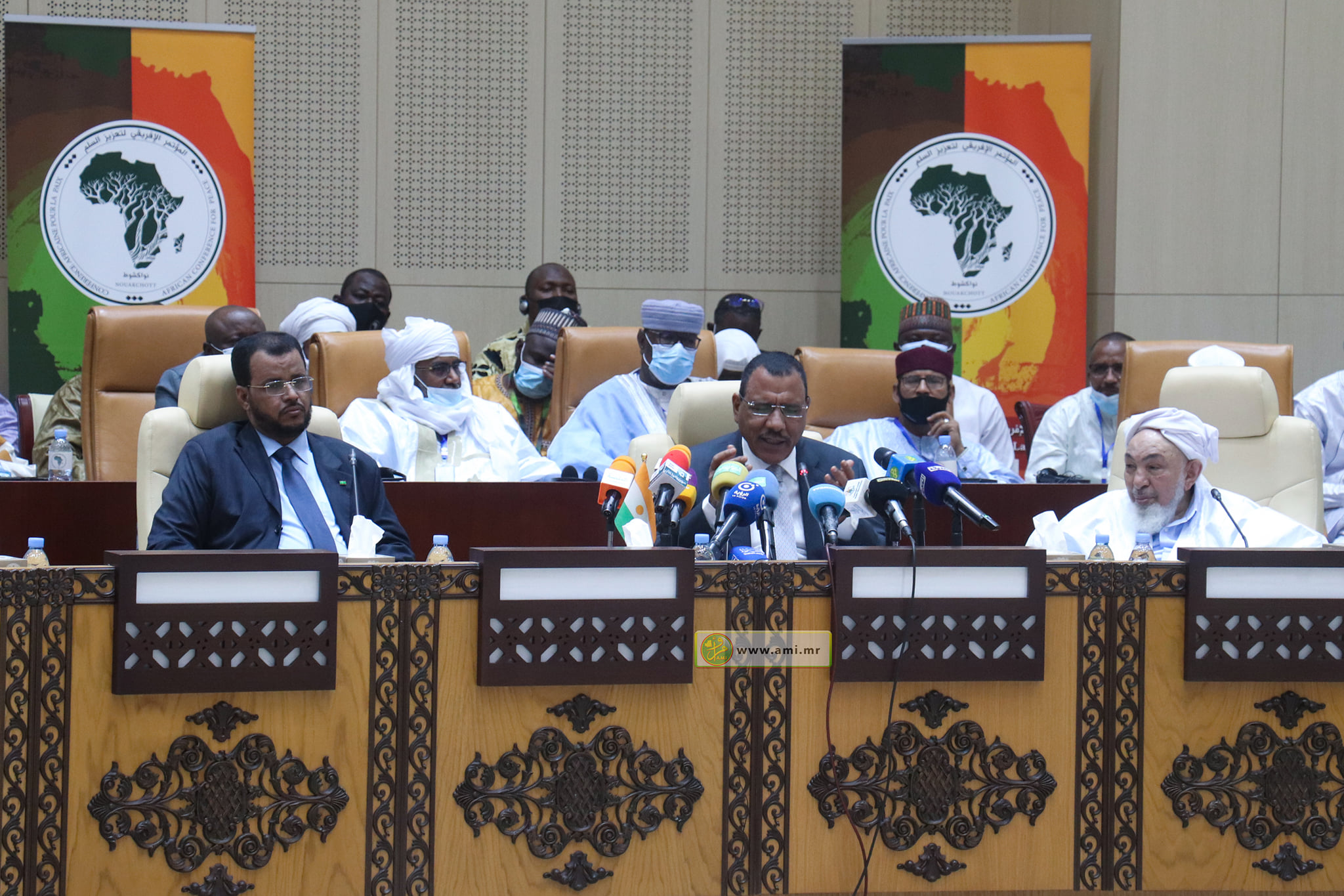 المؤتمر الإفريقي لتعزيز السلم يختتم أعمال ملتقاه الثاني بحضور (...)