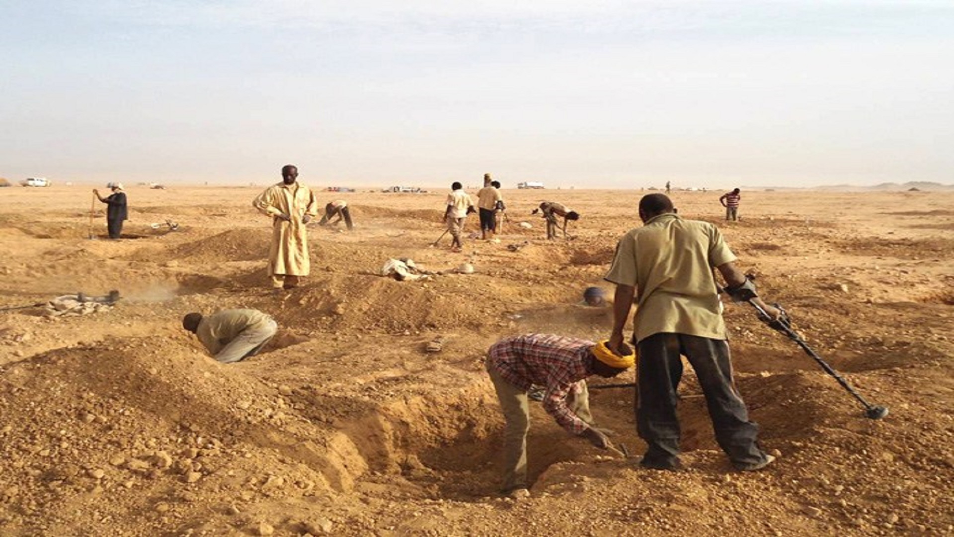 مصرع 3 منقبين عن الذهب في قصف مجهول شمال موريتانيا