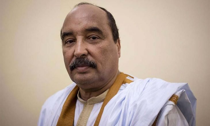 موريتانيا: سخرية وانشغال بشراء الرئيس السابق لحزب صغير (…)