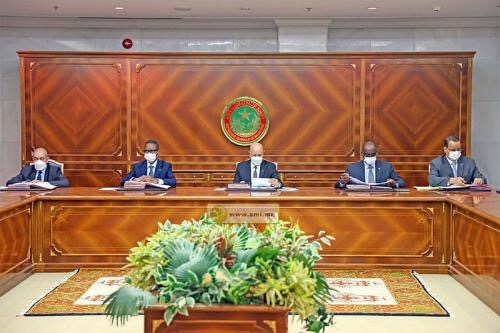 مجلس الوزراء يعين المسؤولين عن الصفقات العمومية في (…)