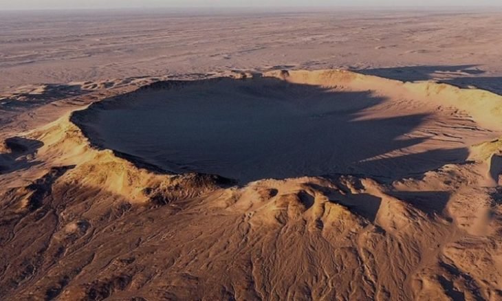 وكالة الفضاء الأوروبية: حفرة “تينومر” شمال موريتانيا من أفضل (...)