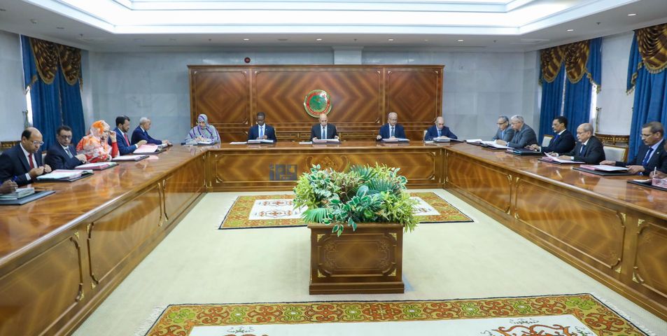 مجلس الوزراء يصادق على مرسوم لاستغلال التربة السوداء&nbsp;(…)