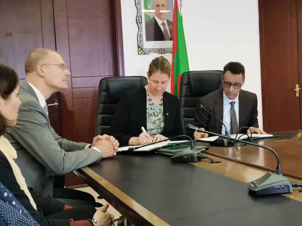 موريتانيا توقع مع البنك الألماني للتنمية اتفافية تمويل (…)