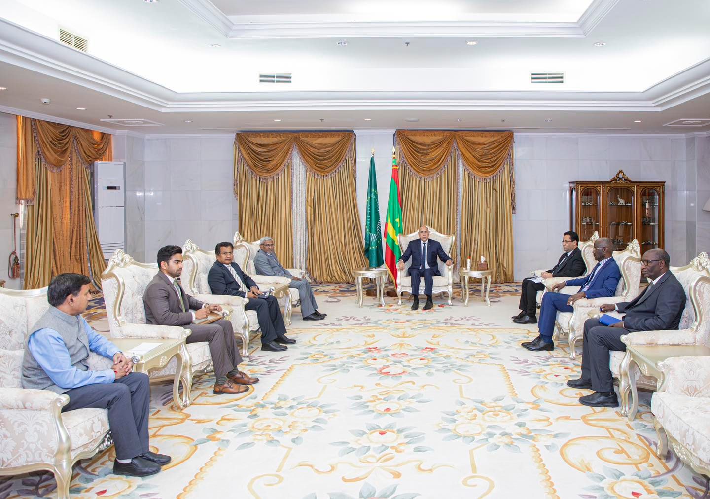 الرئيس غزواني يلتقي بمسؤول في وزارة الخارجية الهندية (…)
