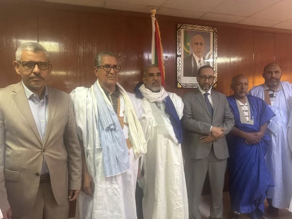 وزير التنمية الحيوانية يبحث مع الاتحاد الوطني لمنتجي&nbsp;(…)