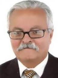 لبنان أقل من وطن