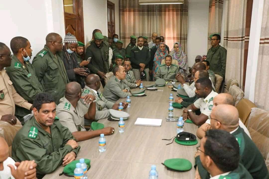 المدير العام للجمارك خالد ولد السالك يزور مكتب جمارك (…)