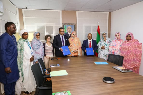 توقيع مذكرة تفاهم بين المدرسة الوطنية للعمل الاجتماعي (…)