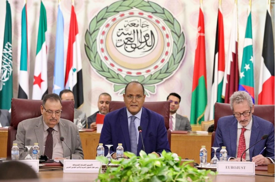 الأمين العام المساعد للجامعة العربية: تحقيق العدالة (…)