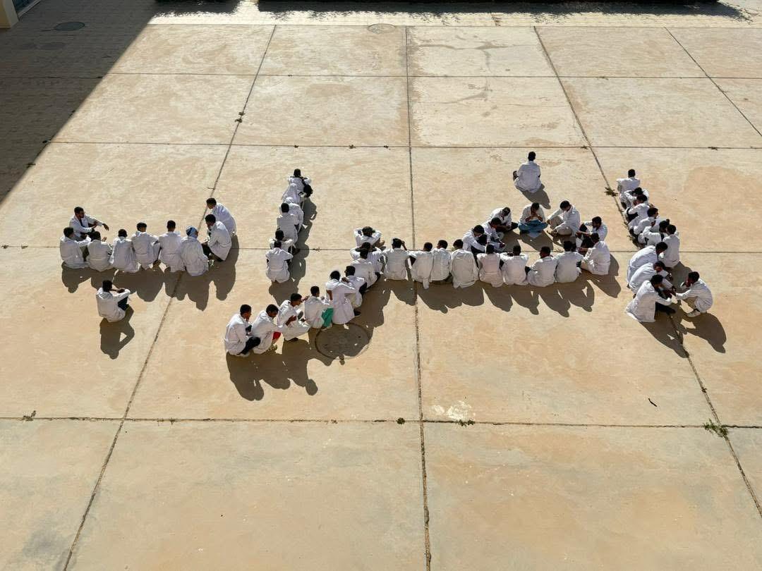 طلاب كلية الطب والصيدلة وطب الأسنان يواصلون مقاطعة&nbsp;(…)