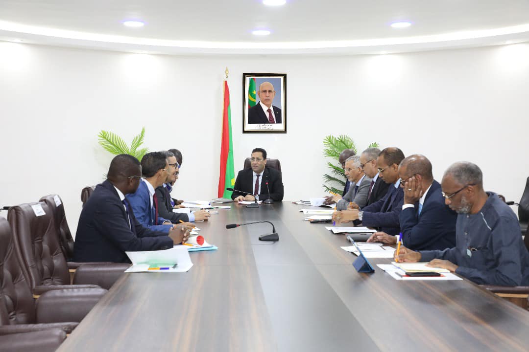 اللجنة الوزارية حول مبادرة الشفافية في مجال الصناعات (…)