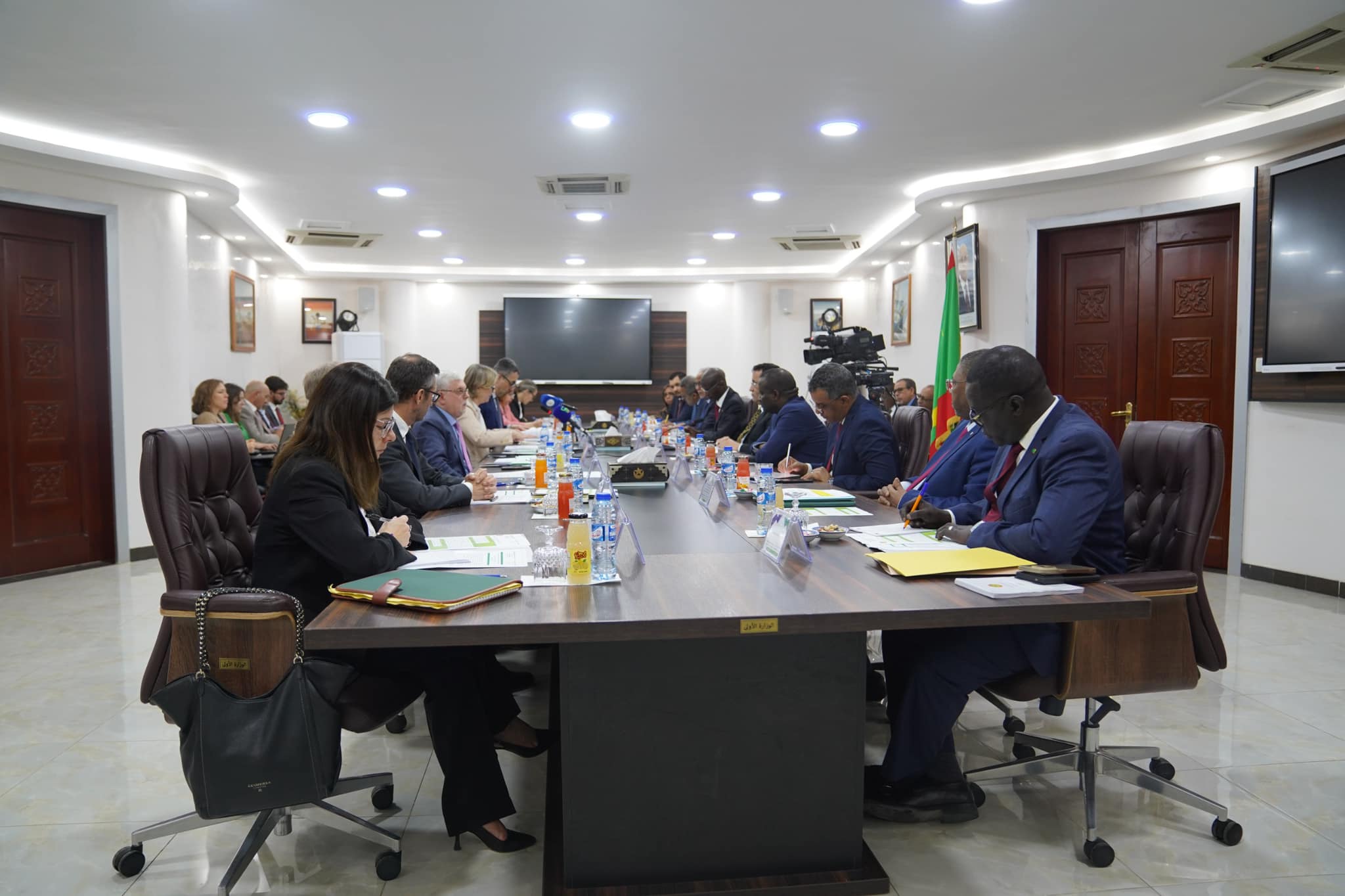 الوزير الأول ولد اجاي أمام وفد من الاتحاد الأوروبي:&nbsp;(…)