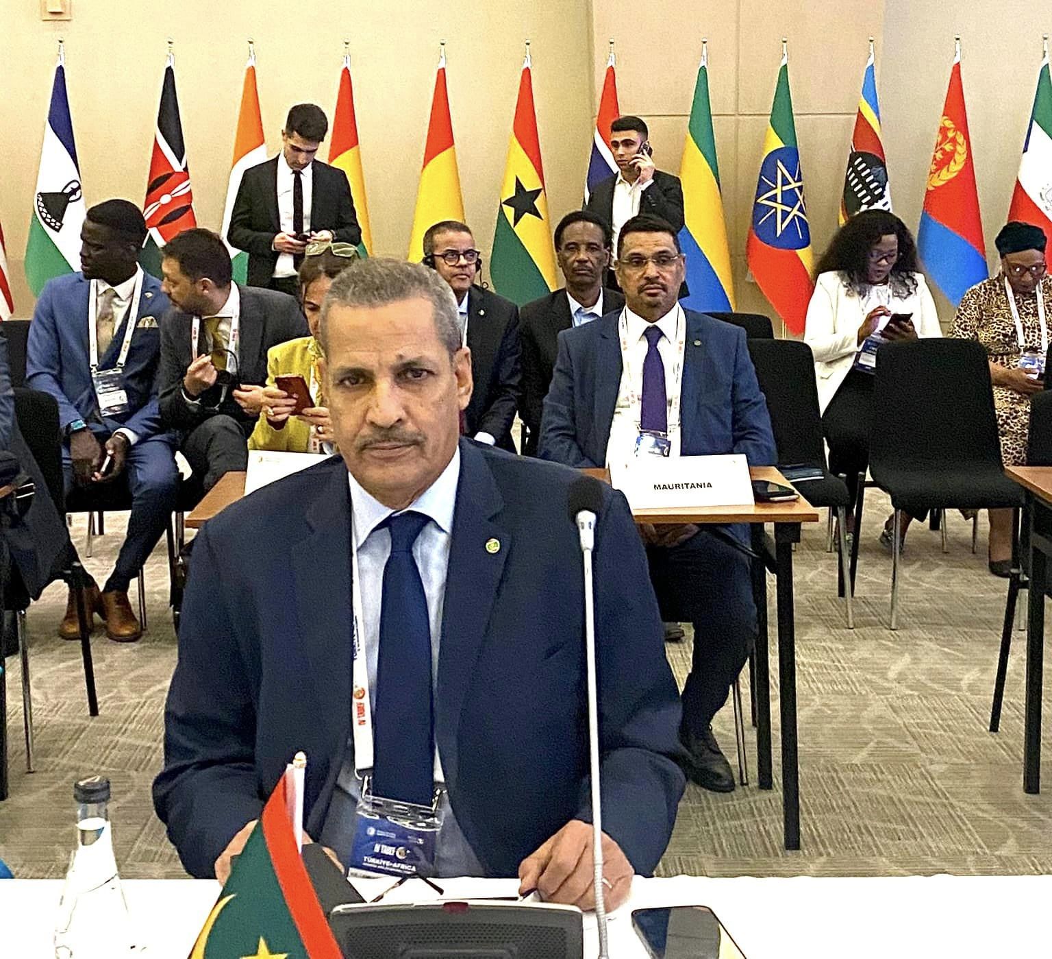 موريتانيا تشارك في الدورة الرابعة لمنتدى الاقتصاد (…)