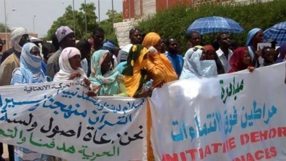 موريتانيا تحظر اجتماعات القبائل للحد من الطائفية