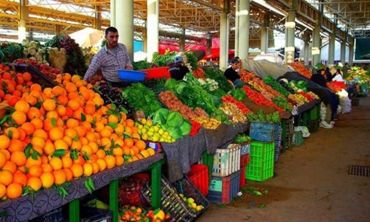 بسبب تطبيق قوانين جمركية مغربية: أزمة خضروات وفواكه في (…)