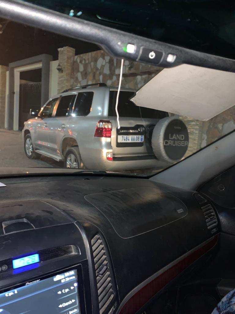 شاهد عيان: عزيز يجتمع بلجنة التسيير في منزله والأنباء (…)