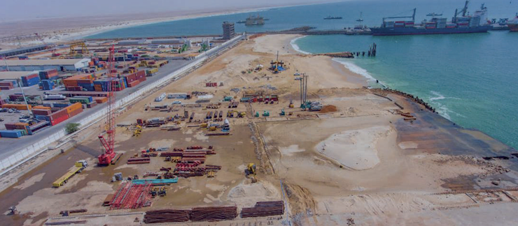 لجنة التحقيق البرلمانية تطالب بمنع مدير الشركة الفائزة (…)
