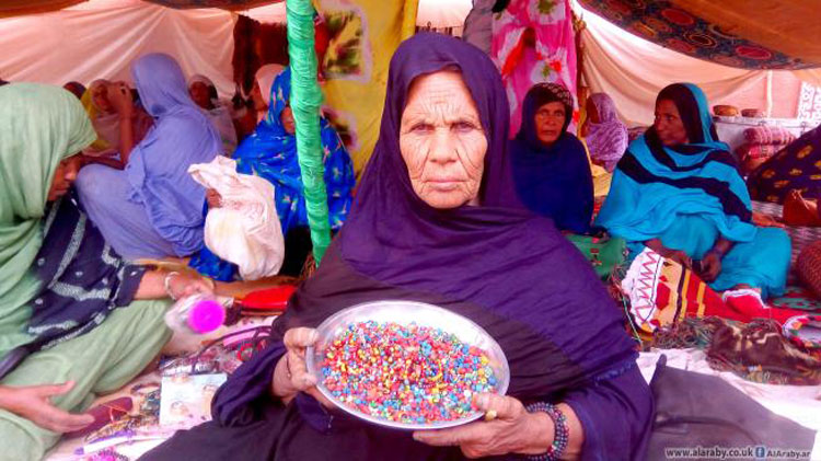 بائعات الحلي... موريتانيات يحافظن على صناعة تقليدية