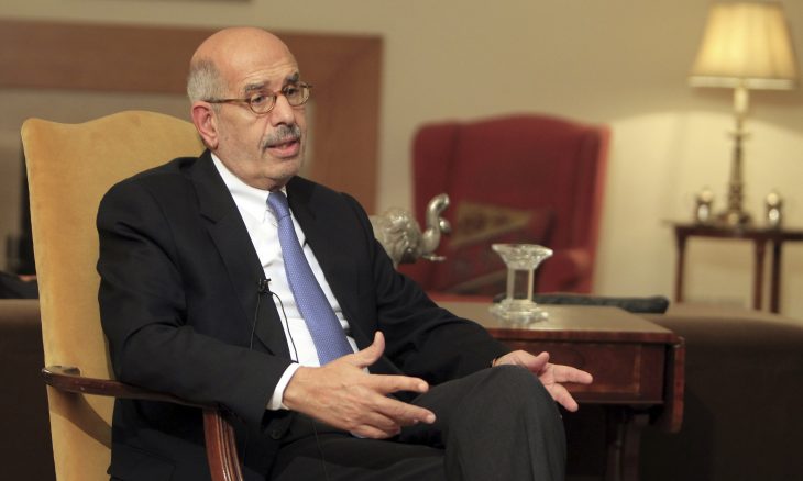 البرادعي يدعو السيسي للاقتداء برئيس موريتانيا في رفض (…)