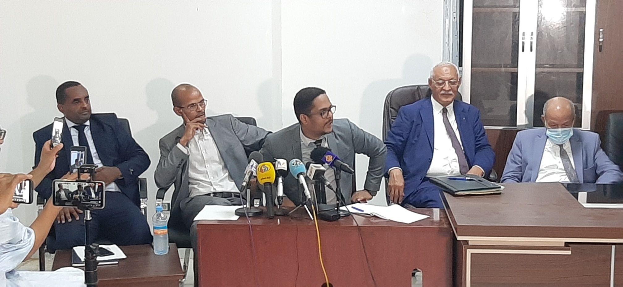 أخطر ما يواجهه الرئيس السابق هو فتاوى محاميه