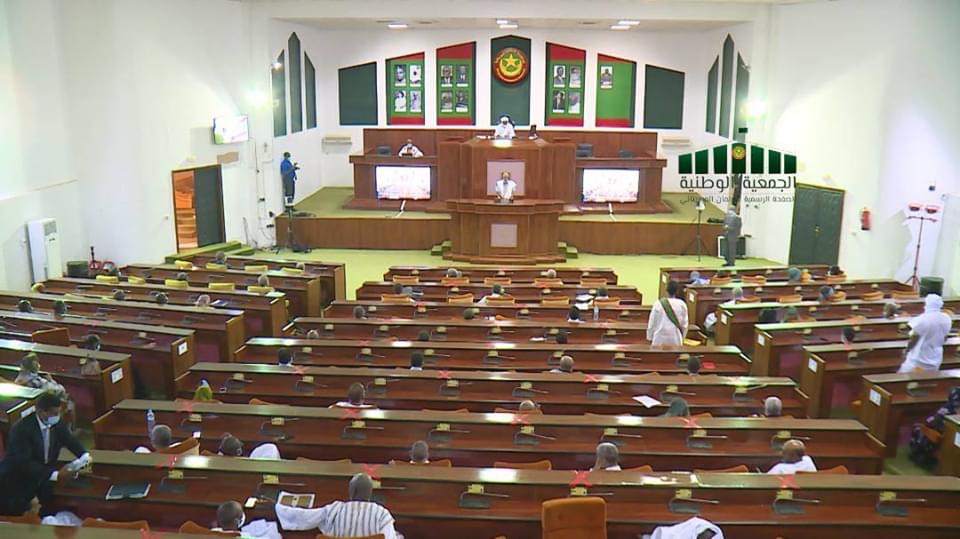 الوزير الأول يعرض برنامجه على البرلمان(محاور البرنامج)