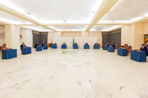 تفاصيل التعيينات والإجراءات التي قررها مجلس الوزراء اليوم