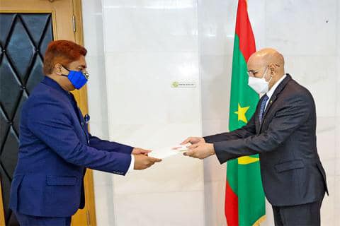 السفير الهندي في موريتانيا: 69 ألفا وستمائة جرعة من لقاح&nbsp;(…)