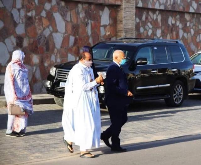 الرئيس السابق عزيز يمثل أمام التحقيق