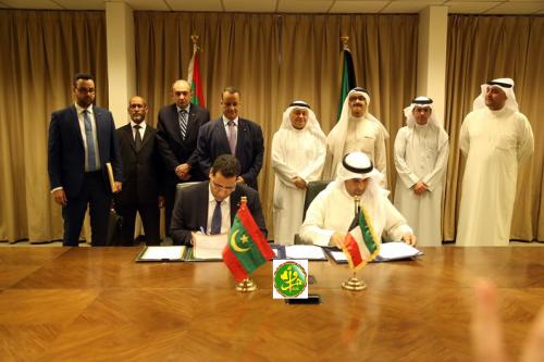 توقيع مذكرة تسوية ديون الكويت على موريتانيا