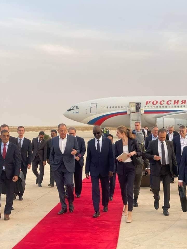 وزير الخارجية الروسي سيرغي لافروف يصل انواكشوط لبدأ&nbsp;(…)