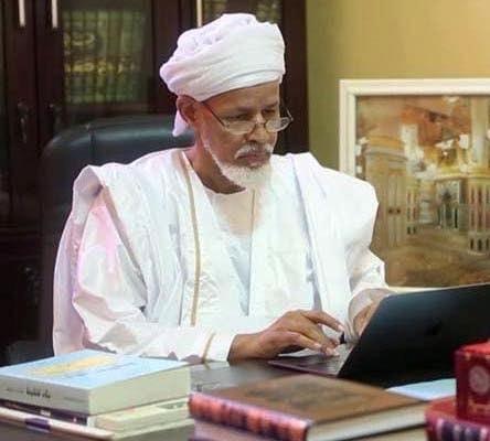 كتاب وأدباء موريتانيا يجمعون على ترشيح القامة الثقافية&nbsp;(…)