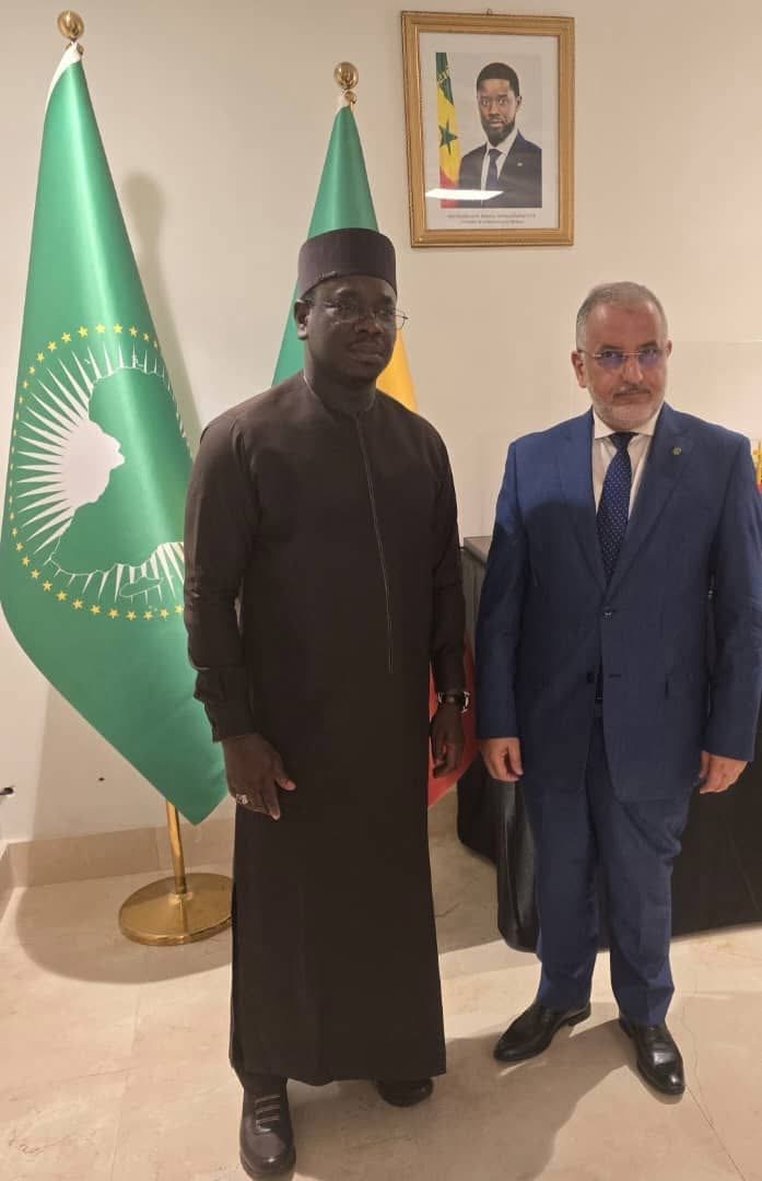 السفير الموريتاني في السنغال يلتقي بالوزير السنغالي&nbsp;(…)