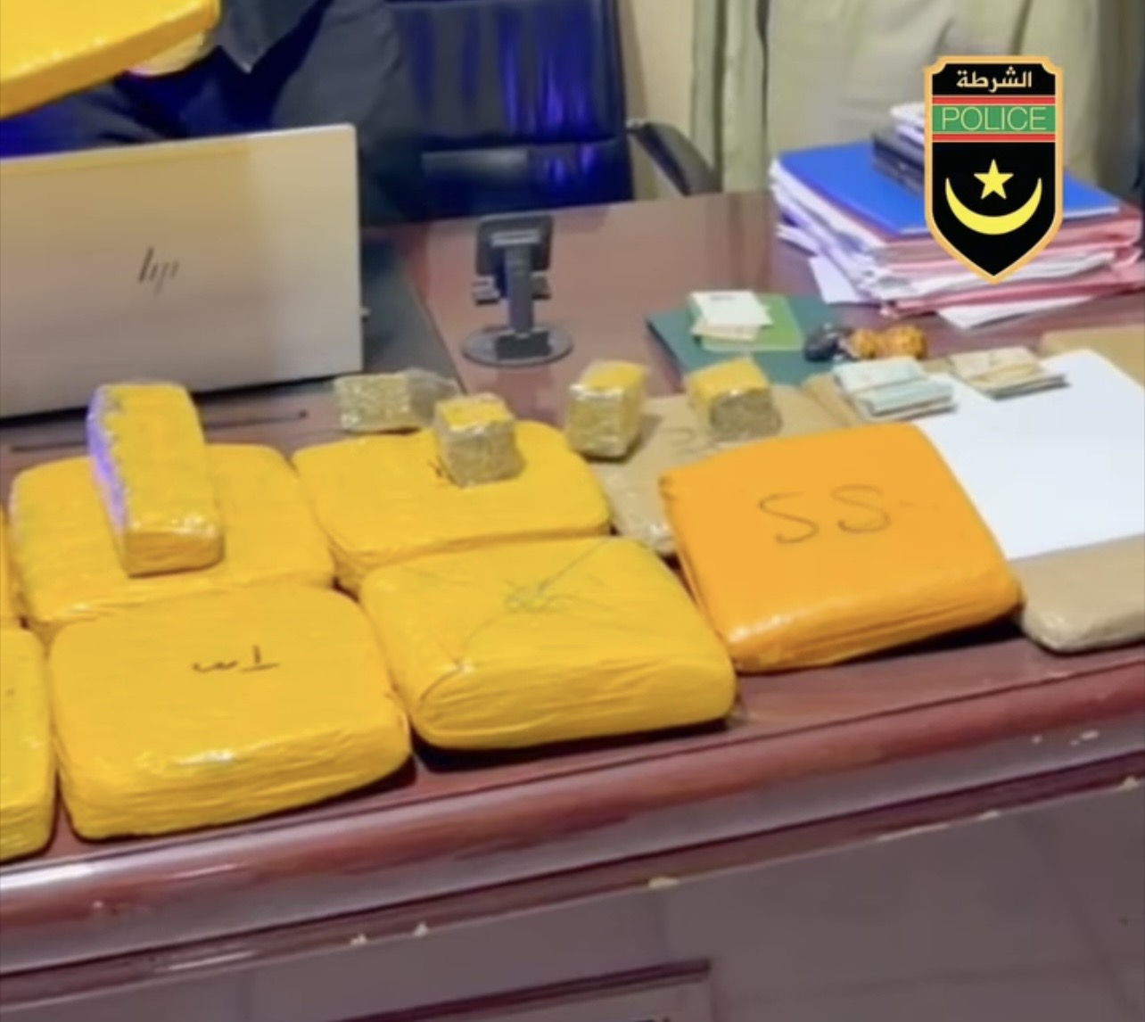 الشرطة: تم ضبط عصابة تمتهن تهريب المخدرات والمتاجرة بها