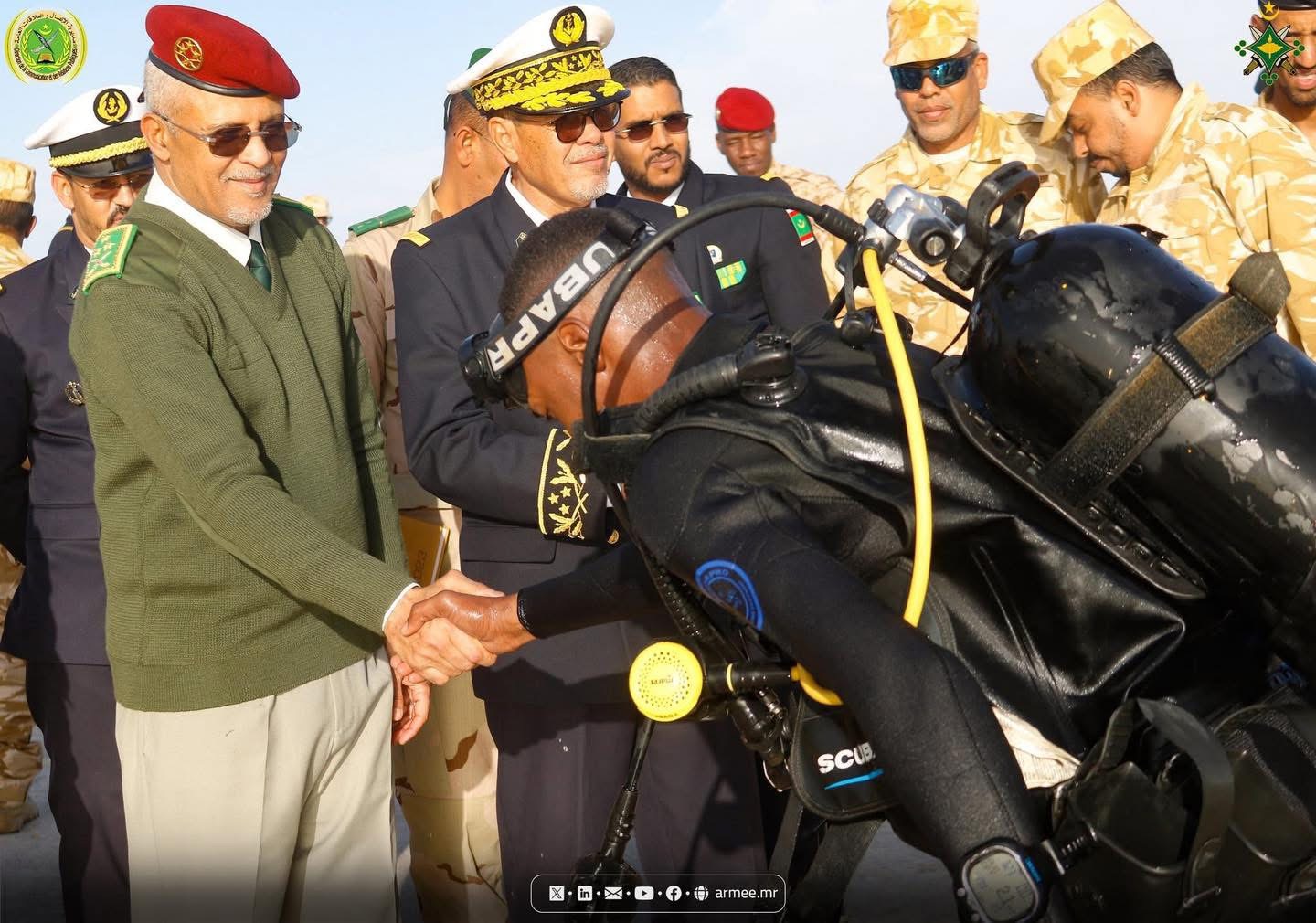 قائد الأركان العامة للجيوش المساعد يوزر البحرية